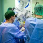 Bărbat de 51 de ani operat cu succes de o tumoră cerebrală de 10 centimetri, la Spitalul de Neurochirurgie “Dr.Nicolae Oblu” din Iaşi
