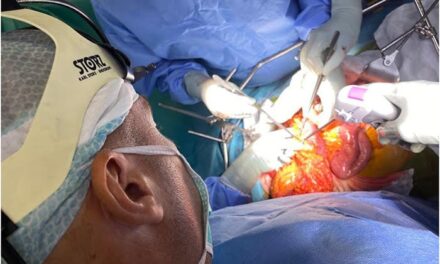 Operaţie de esogastrectomie robotică, realizată în premieră naţională la Braşov